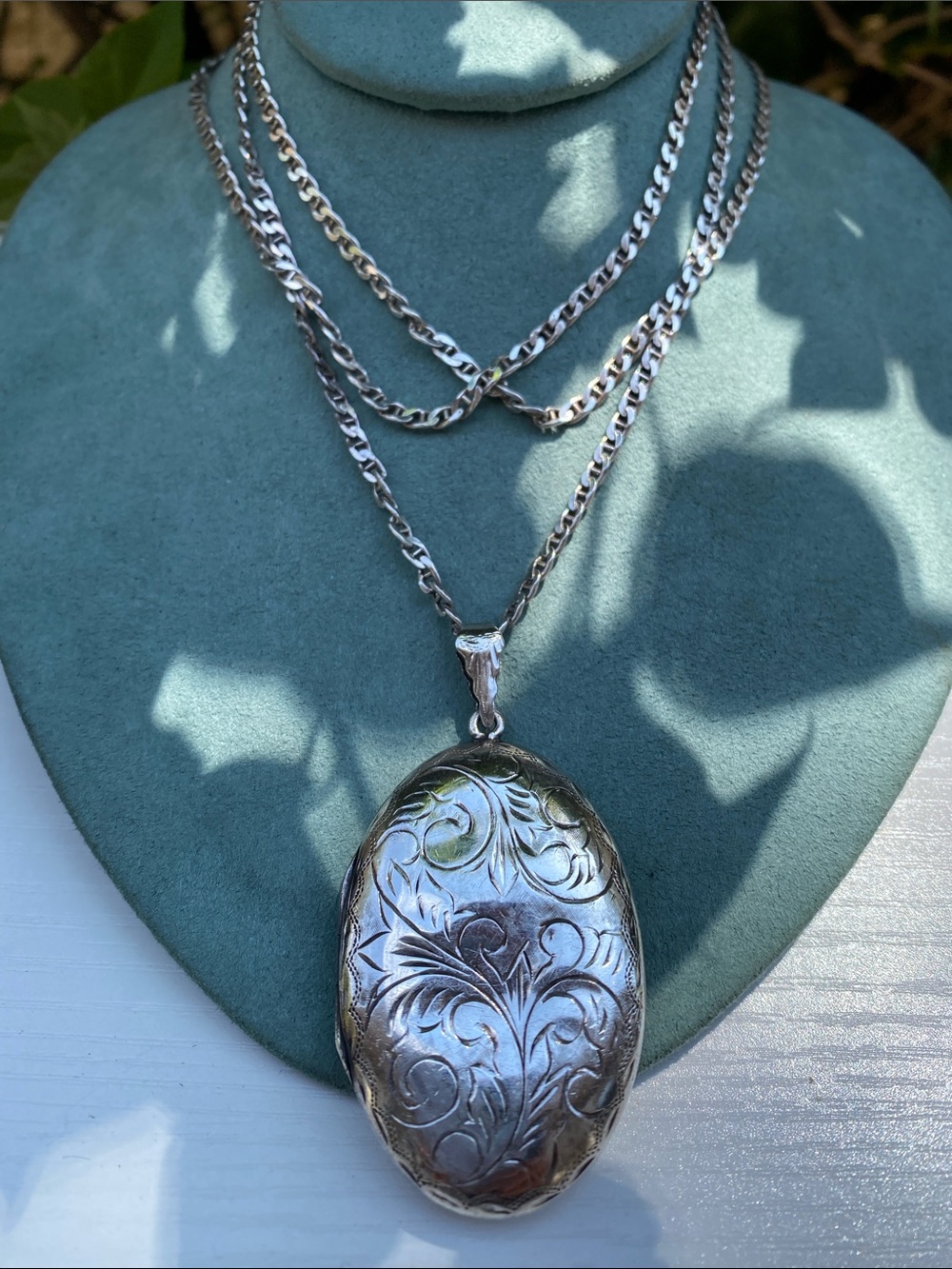 Sterling Silver Engraved Locket Necklace - Silver 925
